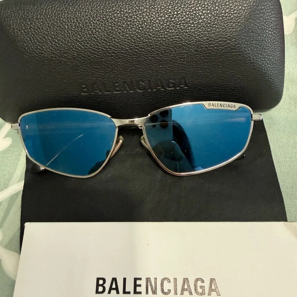 Balenciaga Men’s or women’s wSilver Frame Blue Lens Sunglasses